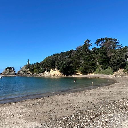 Kereru Cabin - Spectacular Seaviews, Rustic, Glamping Eco Adventure Palm Beach Luaran gambar