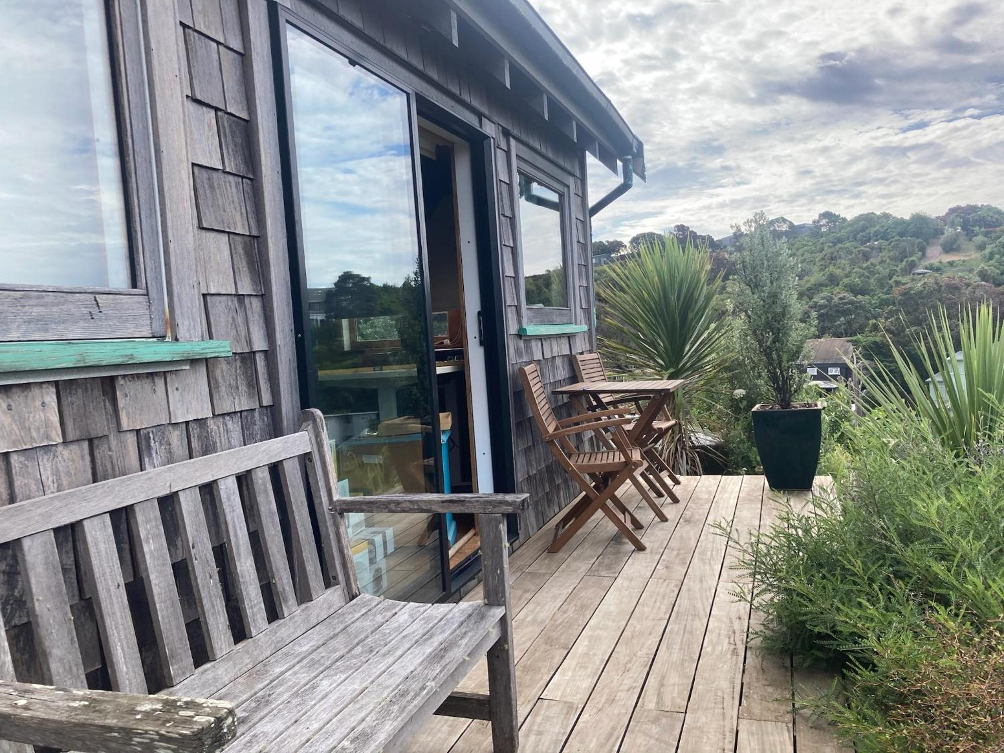 Kereru Cabin - Spectacular Seaviews, Rustic, Glamping Eco Adventure Palm Beach Luaran gambar